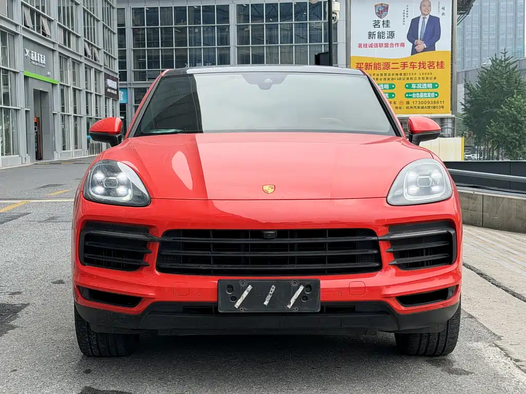Porsche Cayenne 2019 — фото 2