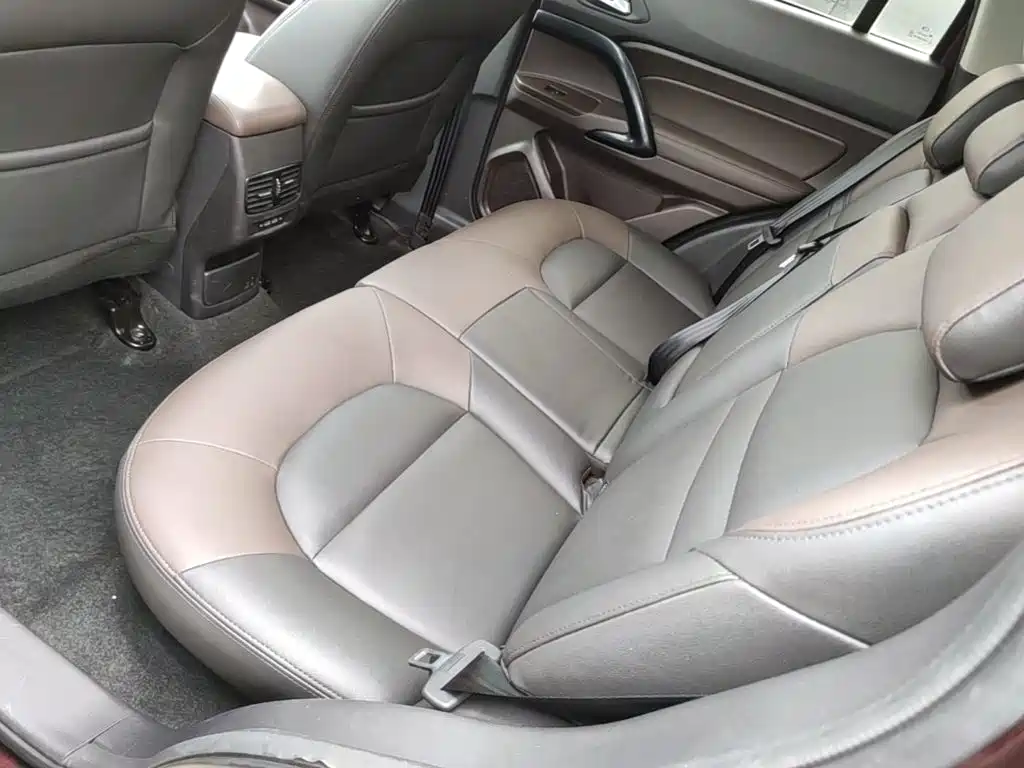 GAC Trumpchi GS4 2017 — фото 17