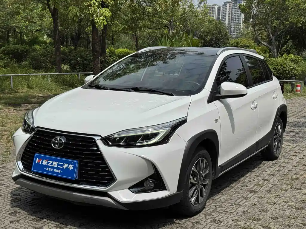 Toyota Yaris L 2022
