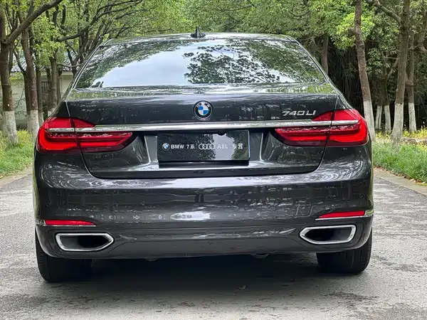 BMW 7 Series 2016