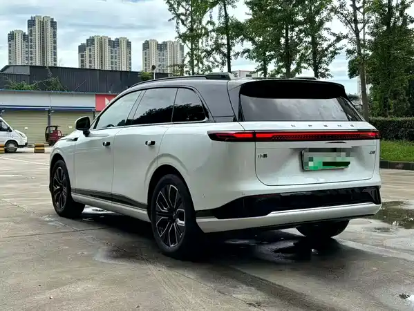 XPeng G9 2025