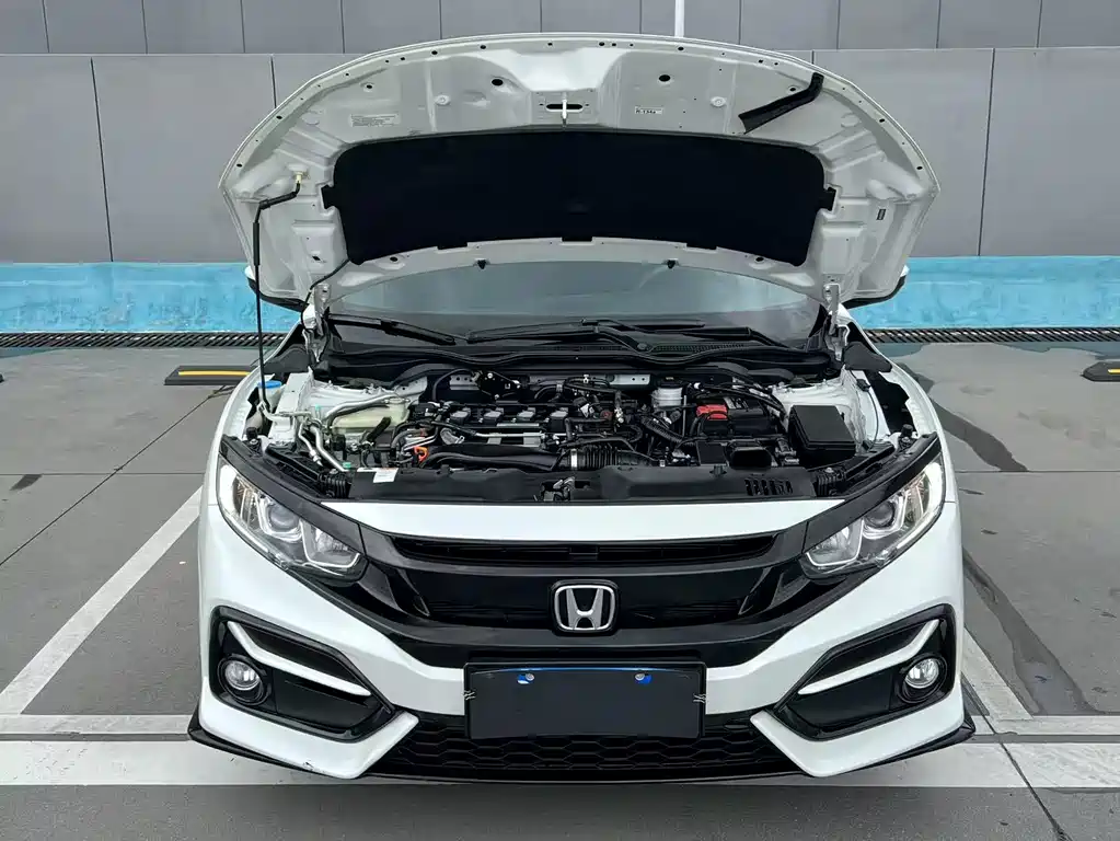 Honda Civic 2022 — фото 9