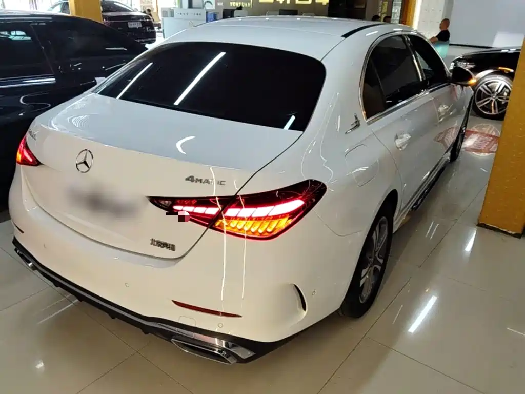 Mercedes-Benz C-Class 2022