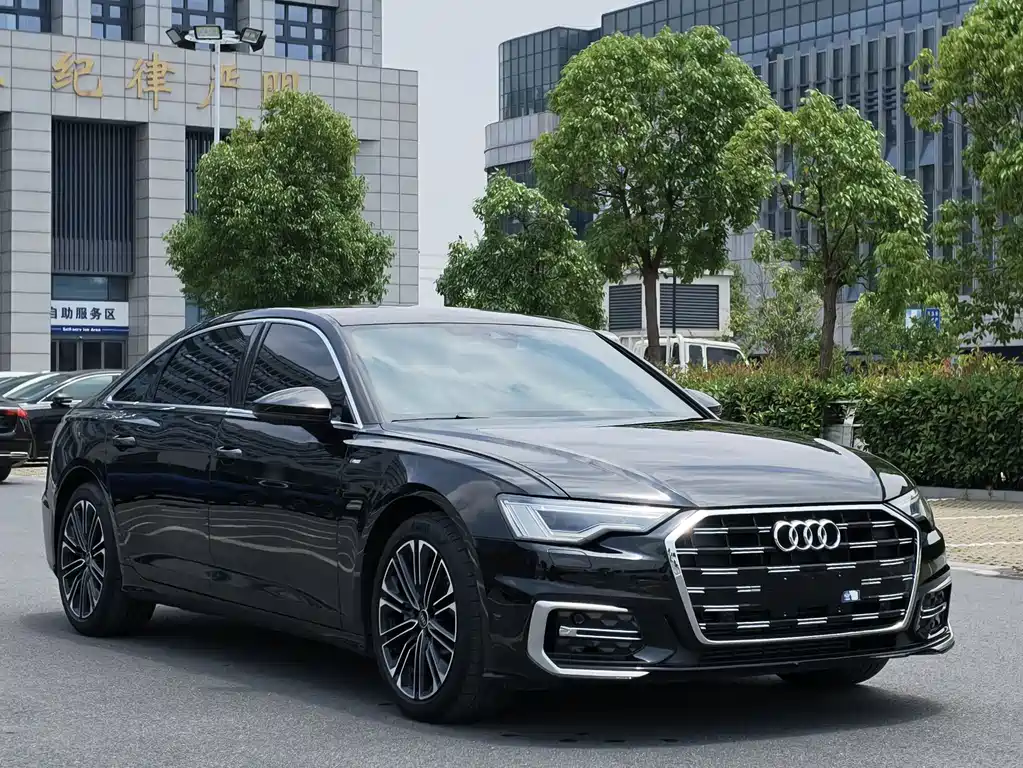 Audi A6L 2023 — фото 3