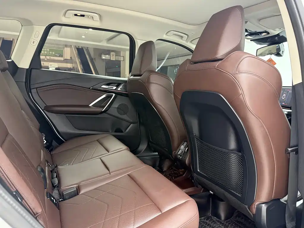 BMW X1 2025 — фото 18