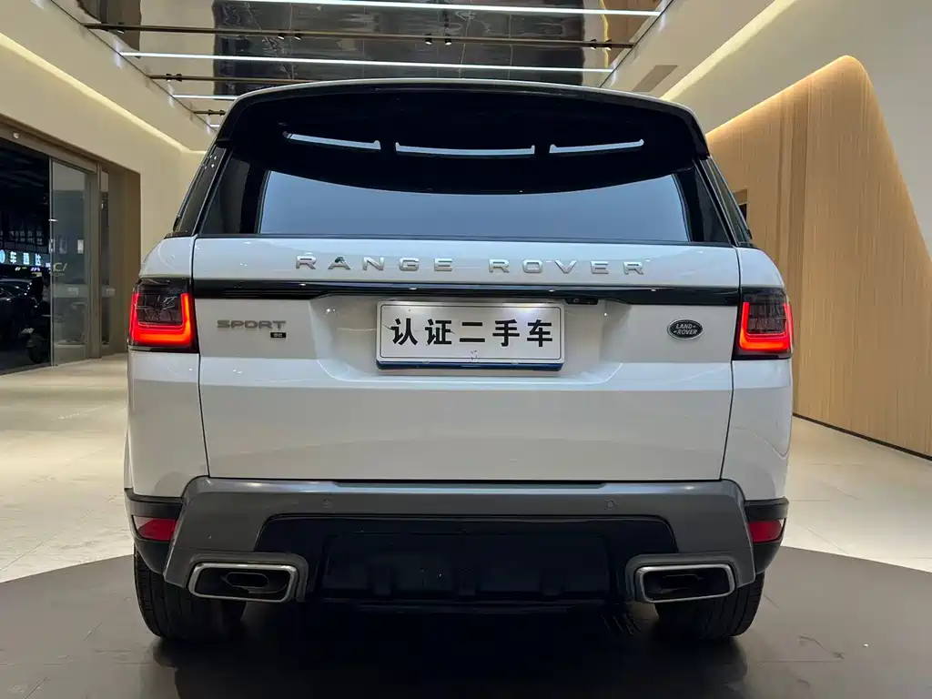 Land Rover Sport 2020 — фото 21