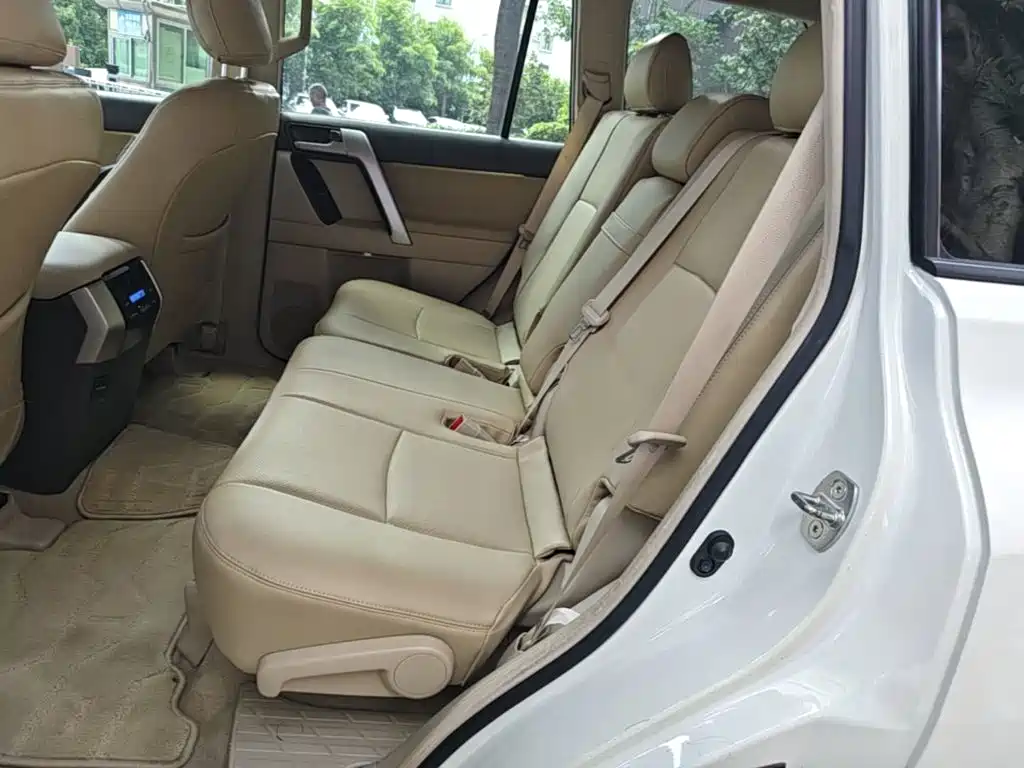 Toyota Prado 2018 — фото 17