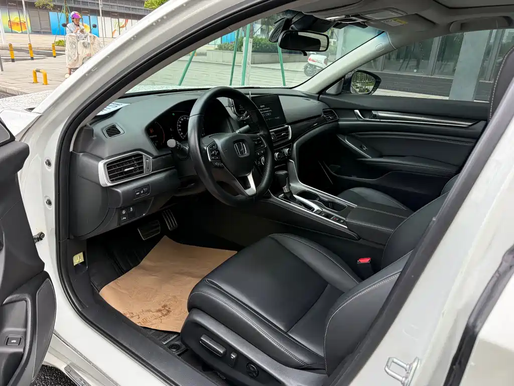 Honda Accord 2023