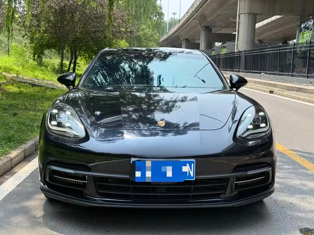 Porsche Panamera 2019 — фото 2