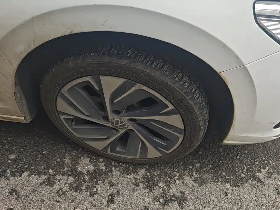Volkswagen Bora 2023