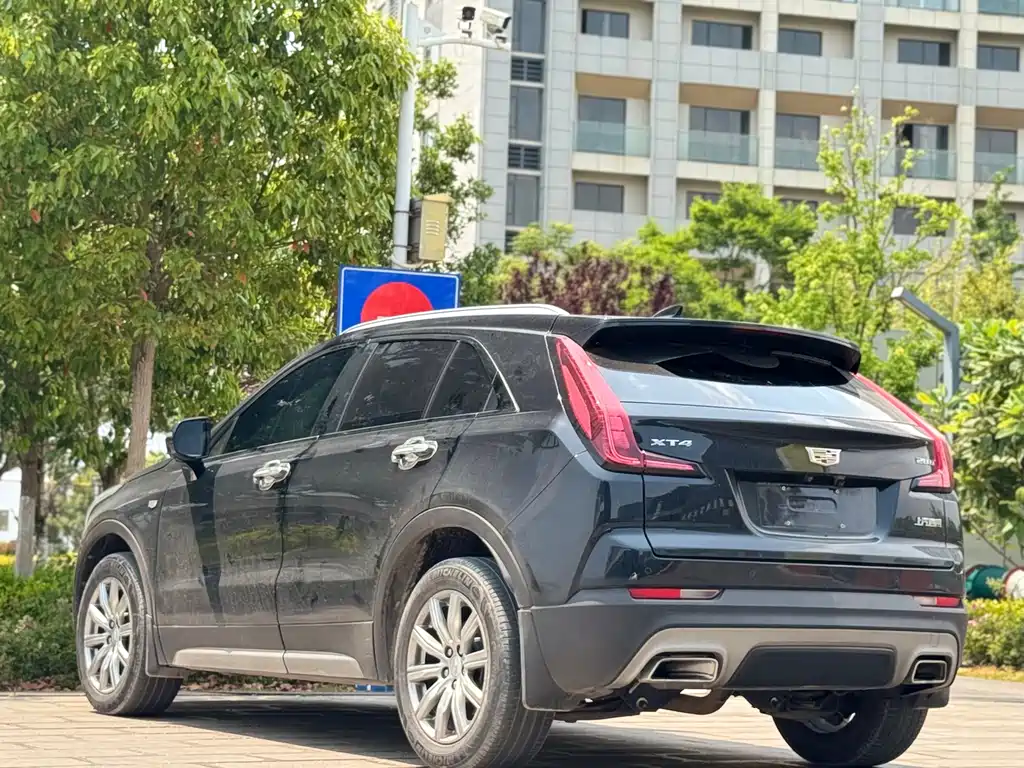 Cadillac XT4 2019 — фото 21