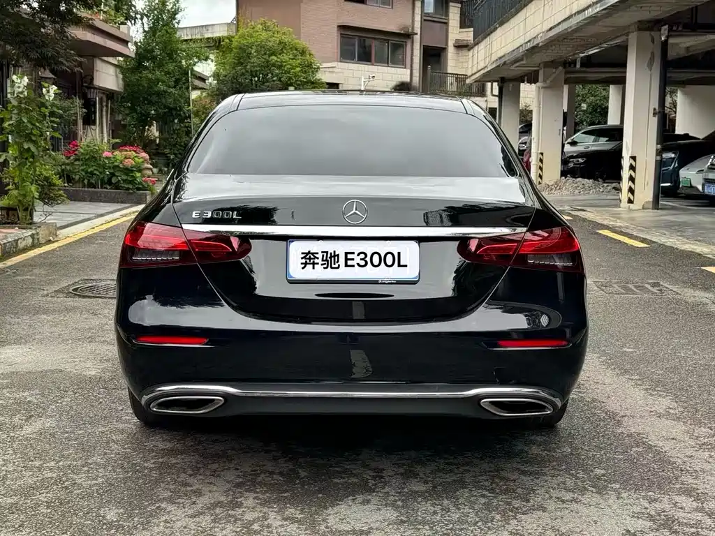 Mercedes-Benz E-Class 2019 — фото 8