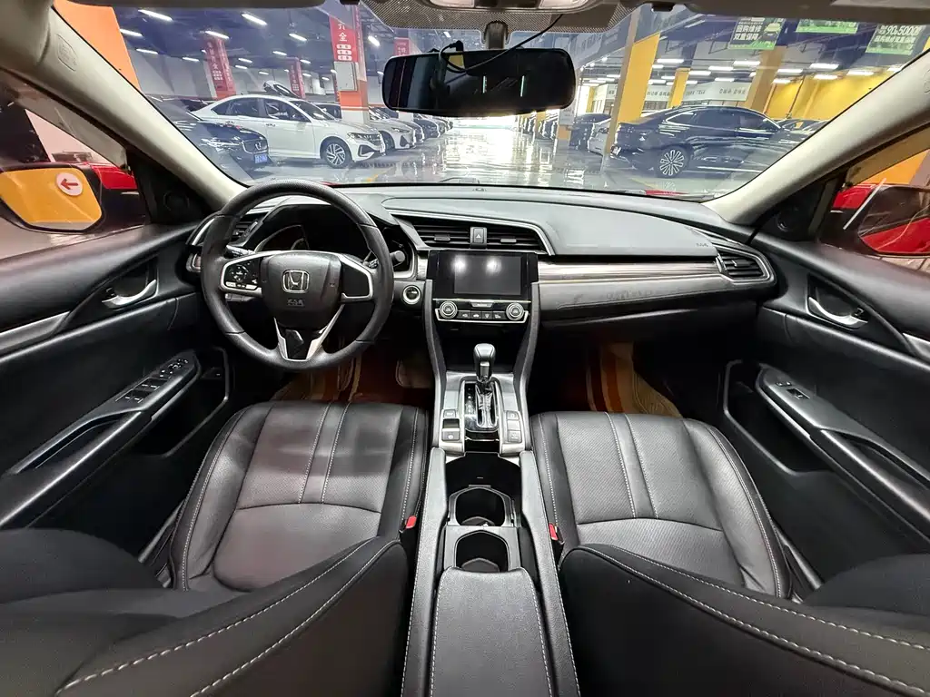Honda Civic 2021 — фото 16