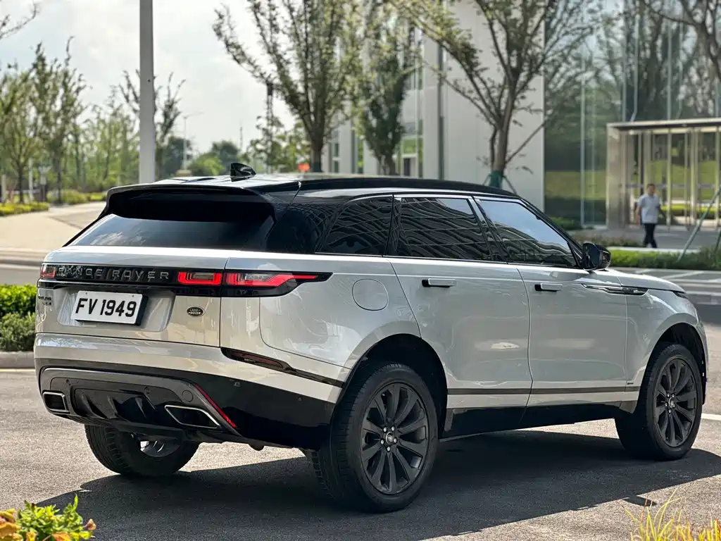 Land Rover Range Rover Velar 2019 — фото 37