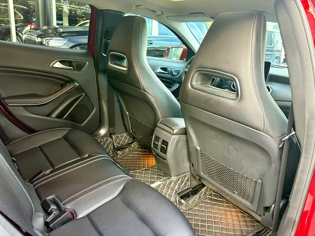 Mercedes-Benz GLA 2019 — фото 20