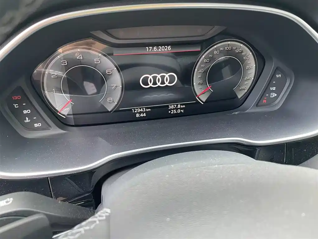 Audi Q3 2023 — фото 3