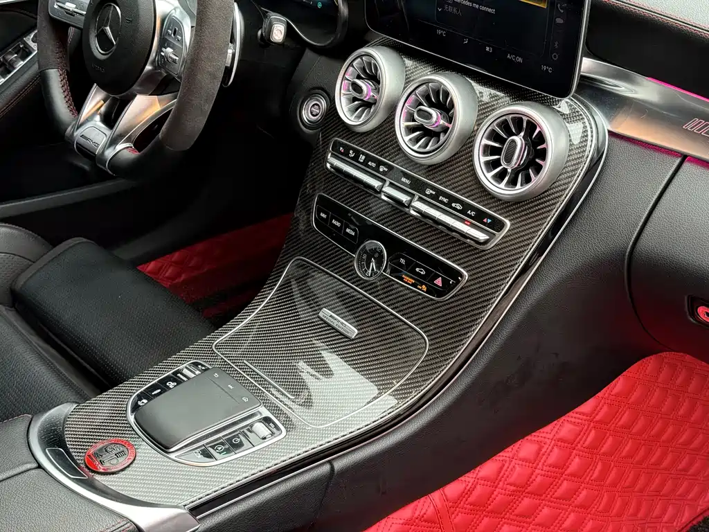 Mercedes-Benz C-Class AMG 2020 — фото 16
