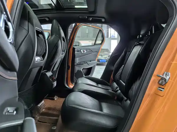 Lynk & Co 02 Hatchback 2021