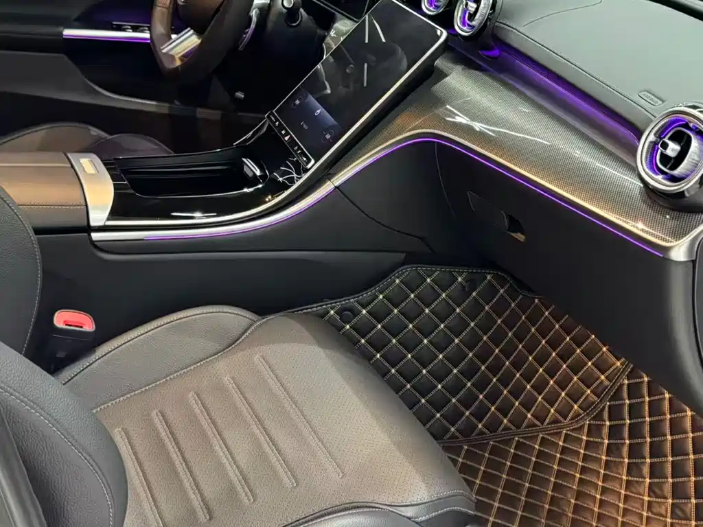 Mercedes-Benz C-Class 2022