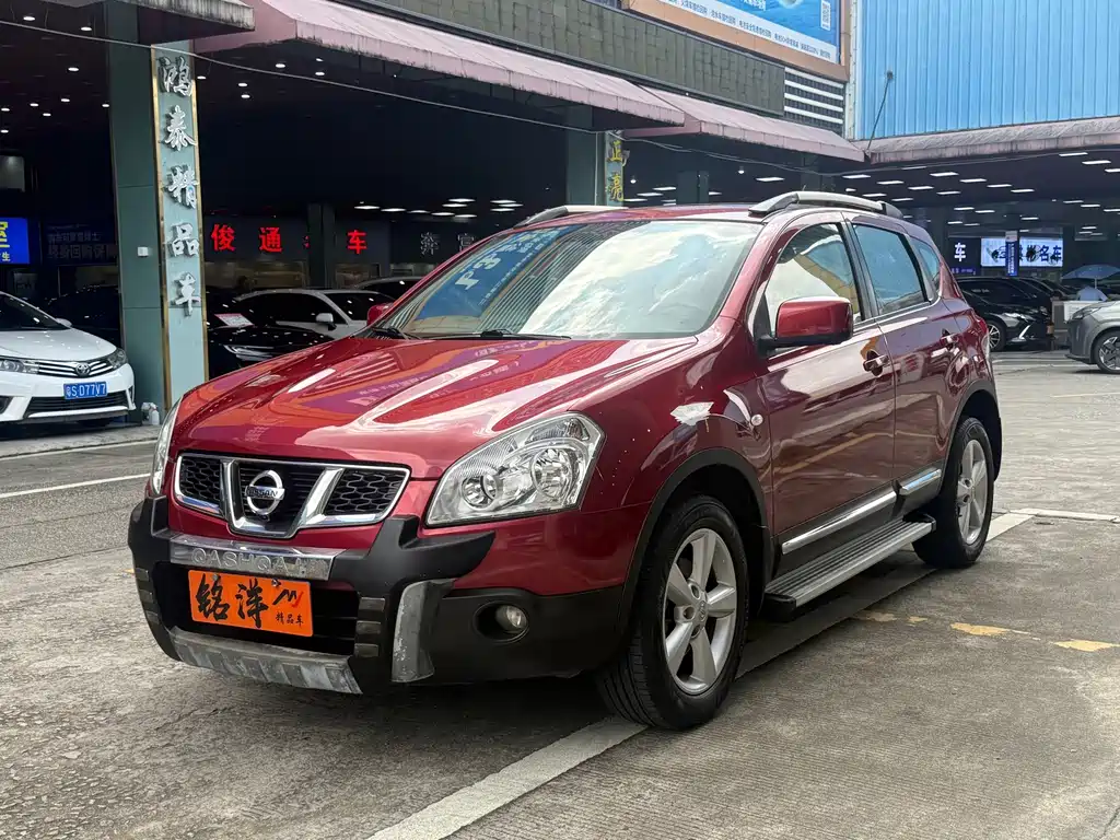 Nissan Qashqai 2012 — фото 10
