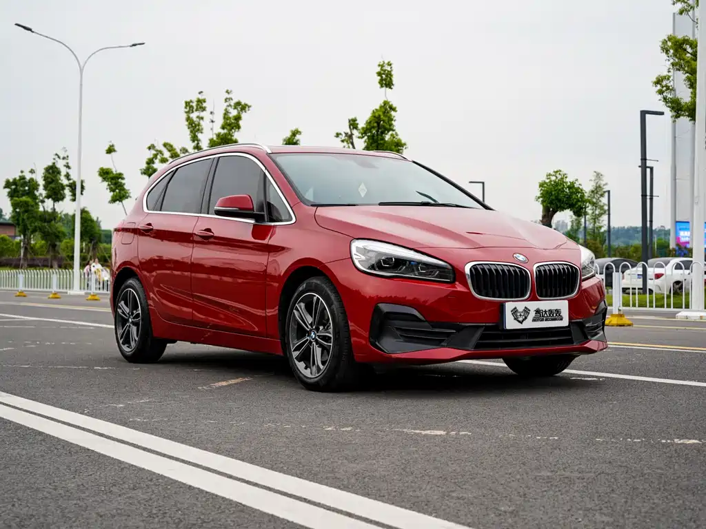 BMW 2 Series Active Tourer 2018 — фото 7