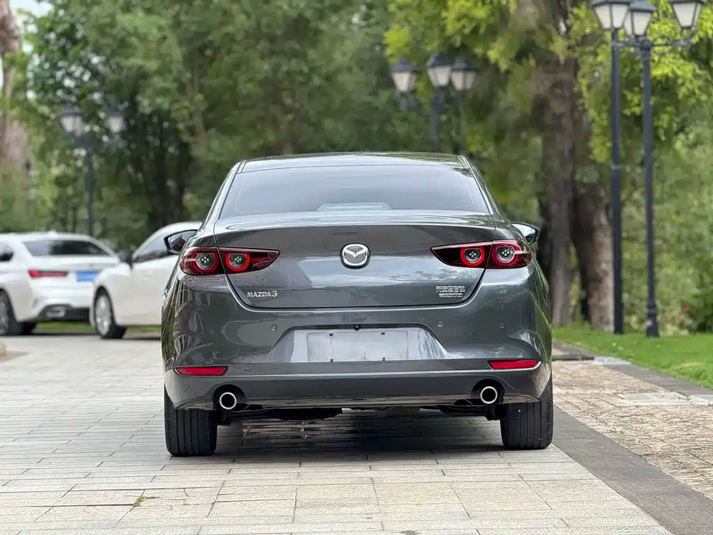 Mazda 3 Axela 2020