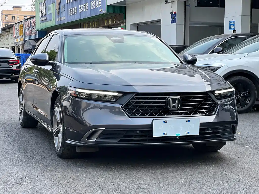 Honda Accord 2024 — фото 1