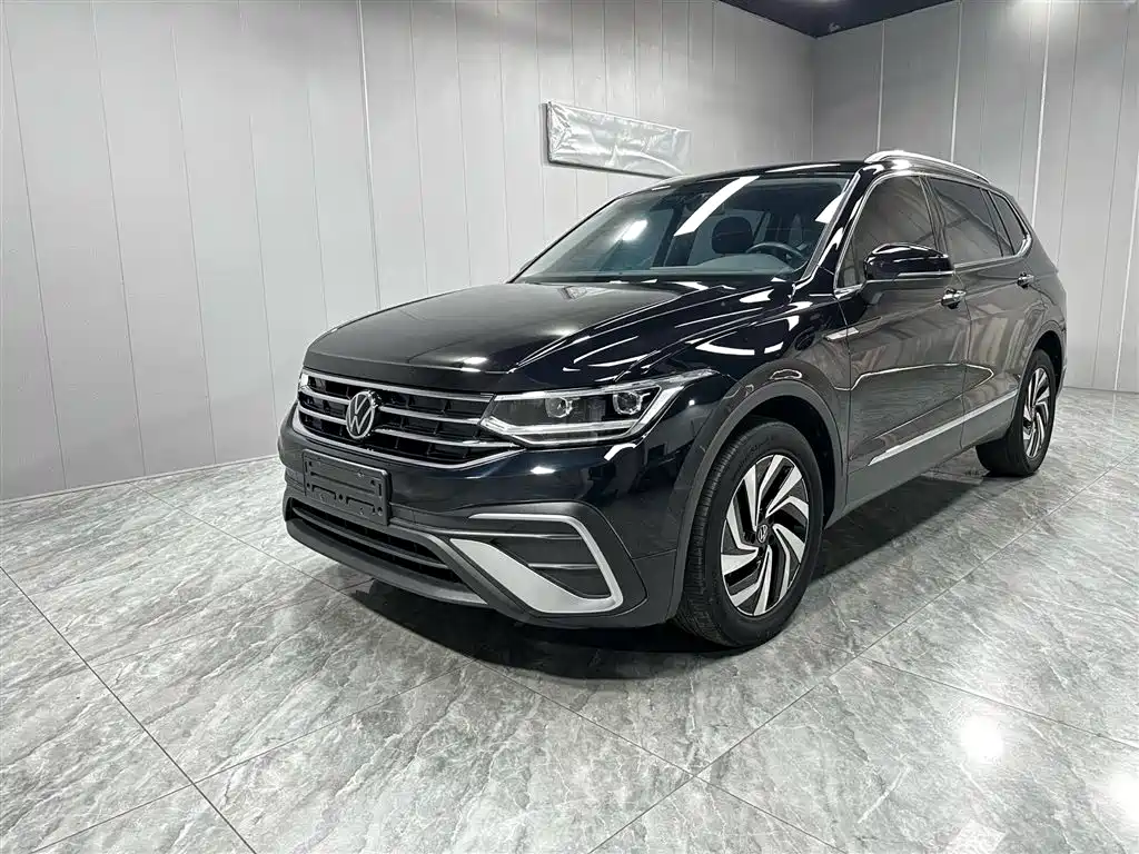 Volkswagen Tiguan L 2023