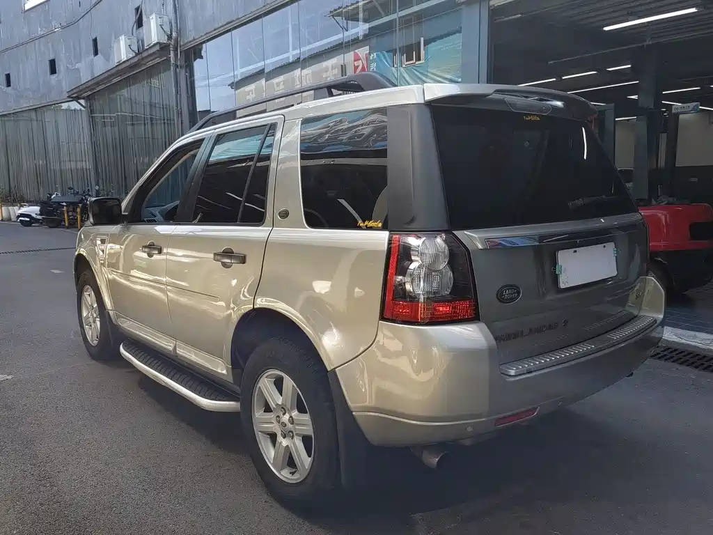 Land Rover Freelander 2 2012 — фото 13