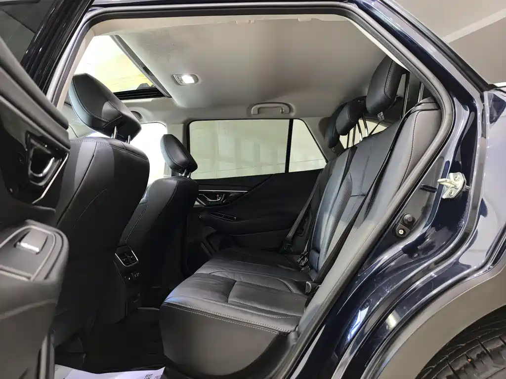 Subaru Outback 2021