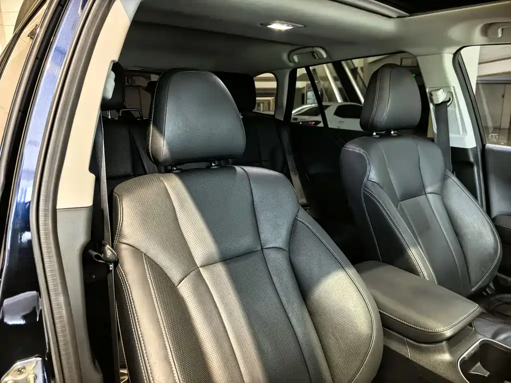Subaru Outback 2021 — фото 17