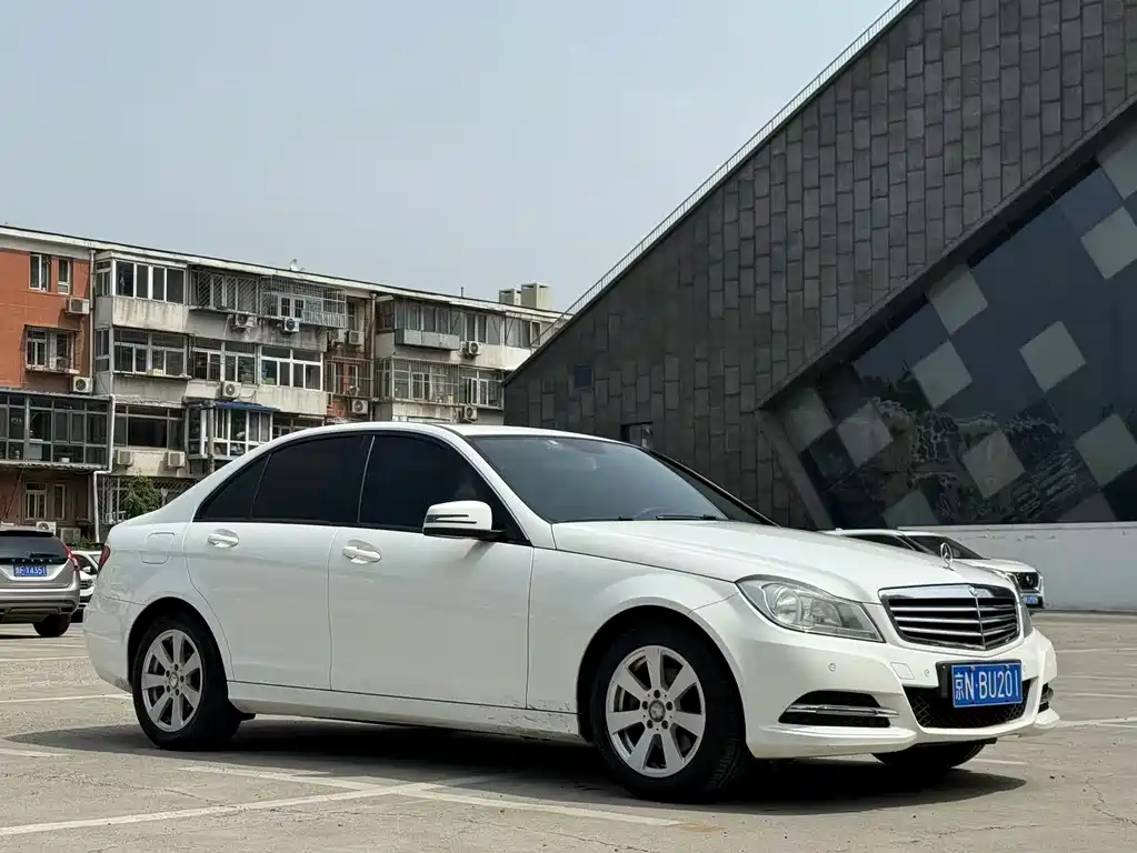 Mercedes-Benz C-Class 2013 — фото 3