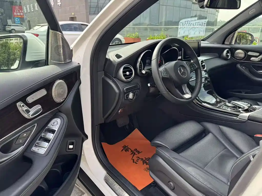 Mercedes-Benz GLC 2016