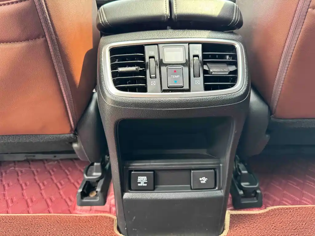 Honda UR-V 2018 — фото 15