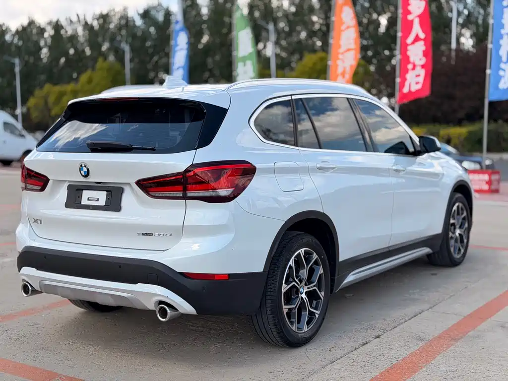 BMW X1 2022 — фото 6