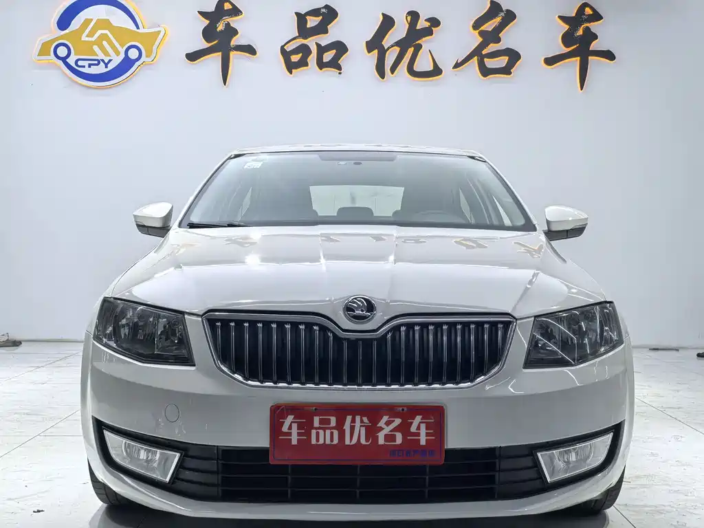 Skoda Octavia 2015 — фото 2