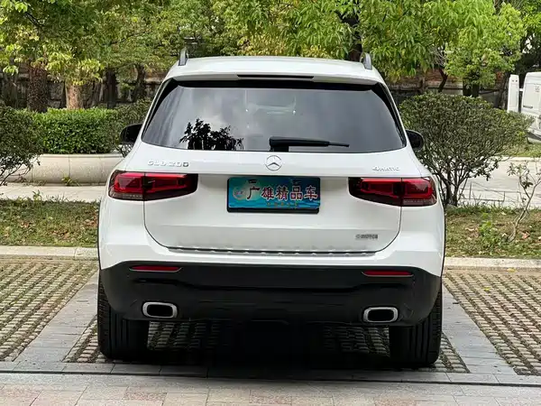 Mercedes-Benz GLB 2021