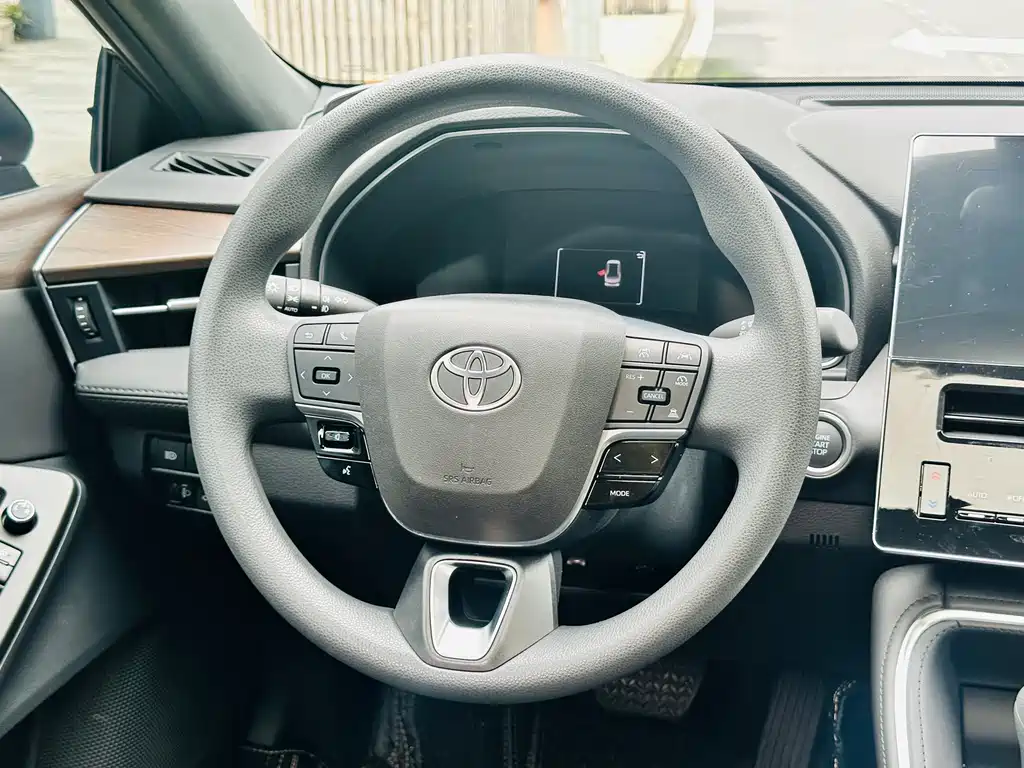 Toyota Avalon 2025 — фото 17