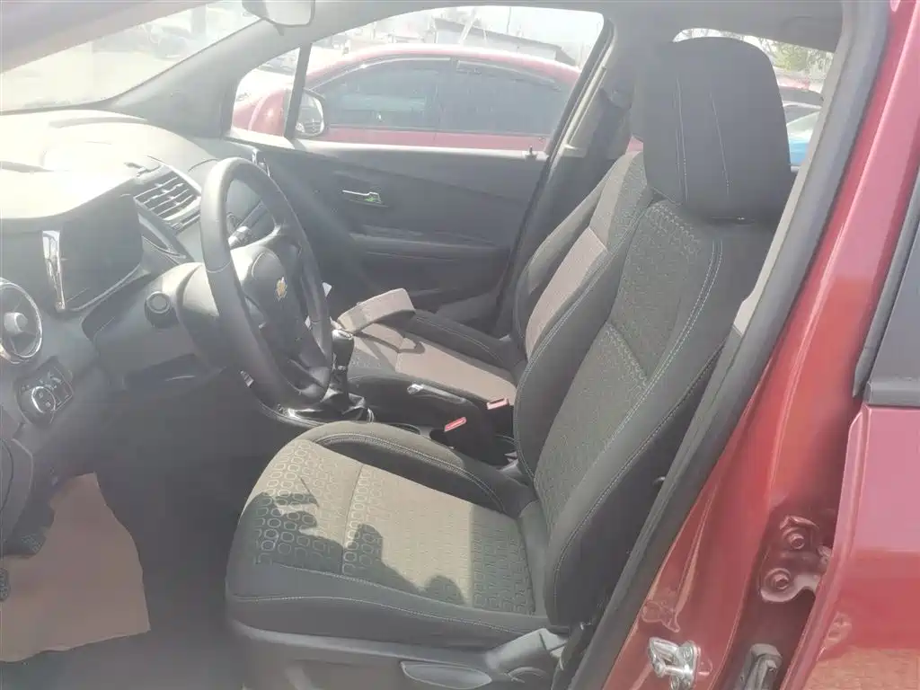 Chevrolet Trax 2014 — фото 11