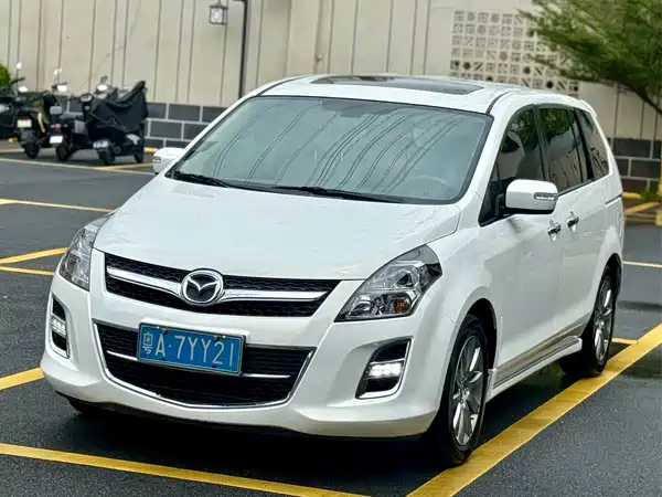 Mazda 8 2016