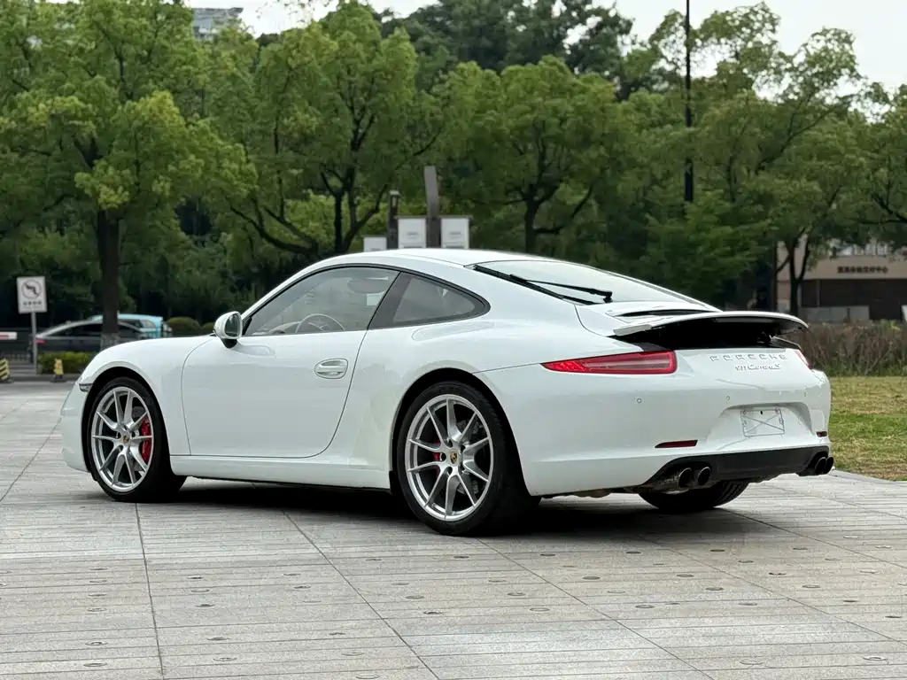 Porsche 911 2016 — фото 4