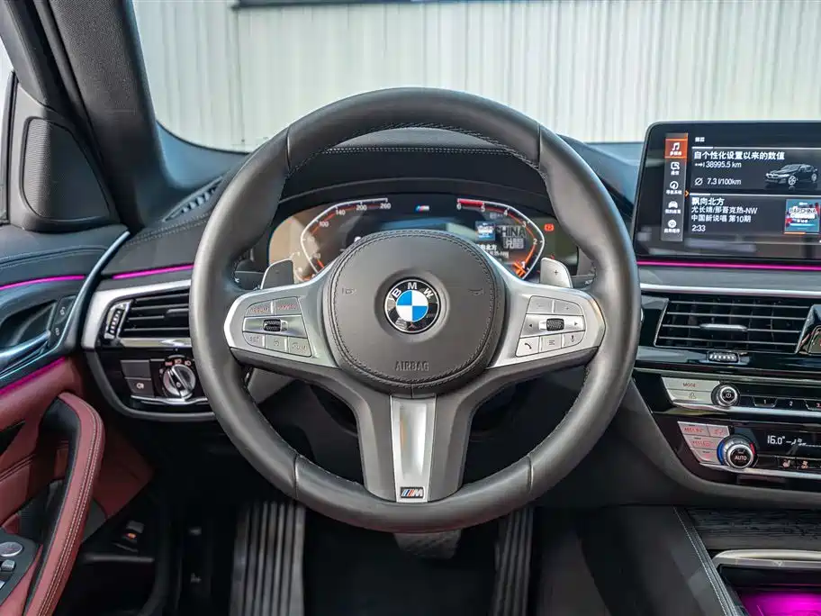 BMW 5 Series 2024 — фото 14