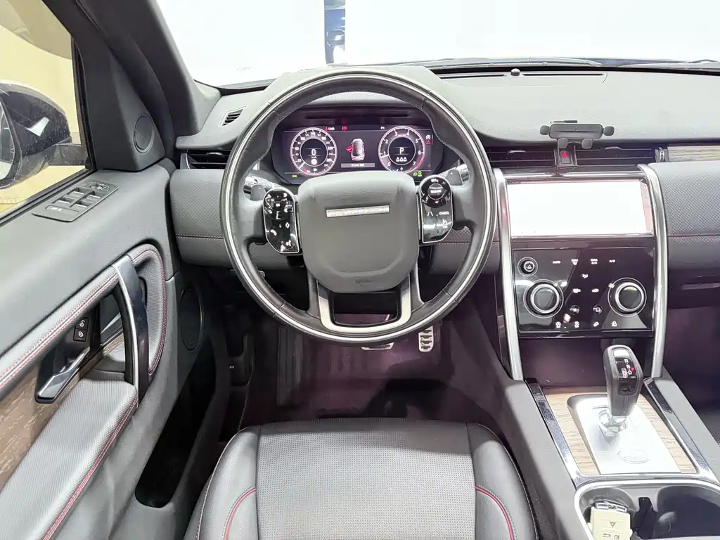 Land Rover Discovery Sport 2020 — фото 10