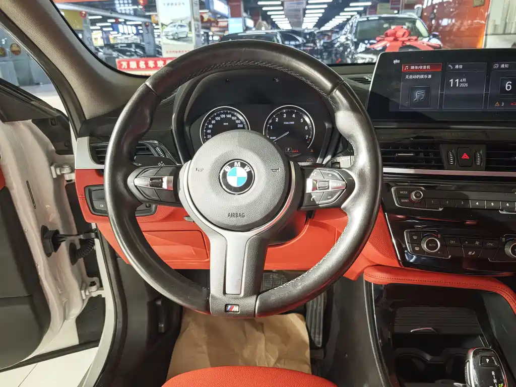 BMW X2 2023 — фото 13