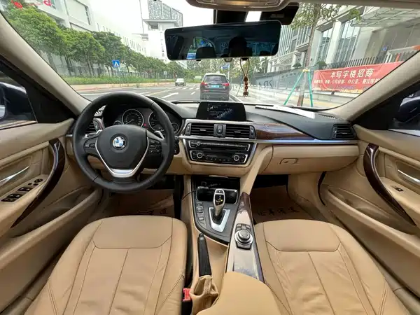 BMW 3 Series 2015