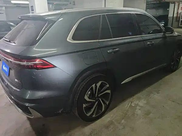 Geely Xingyue L 2022