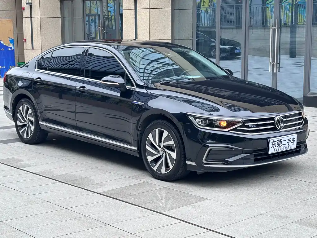 Volkswagen Magotan GTE PHEV 2021 — фото 2