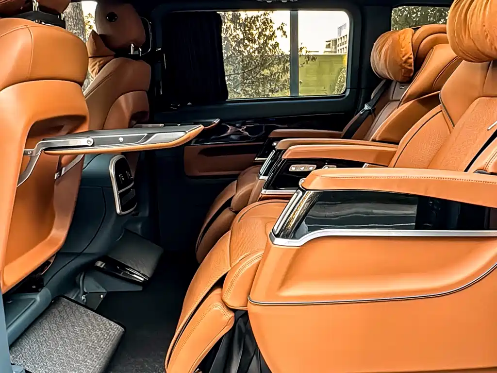 Mercedes-Benz Vito 2024 — фото 12