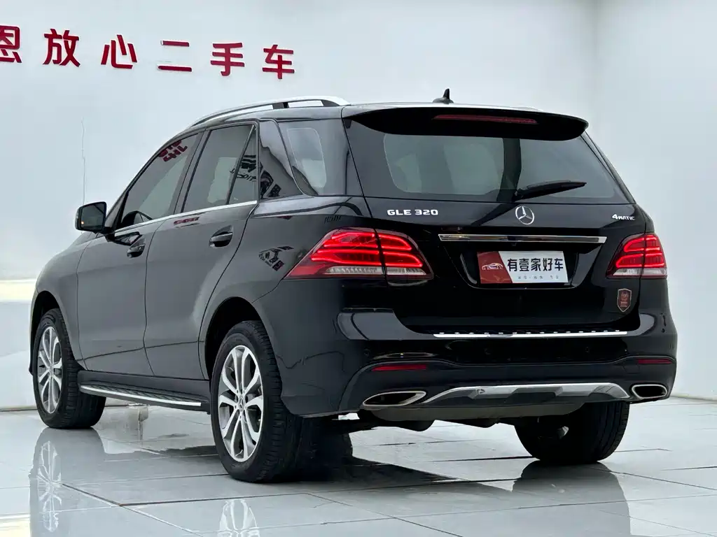 Mercedes-Benz GLE 2017 — фото 6