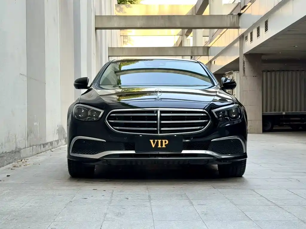 Mercedes-Benz E-Class 2021